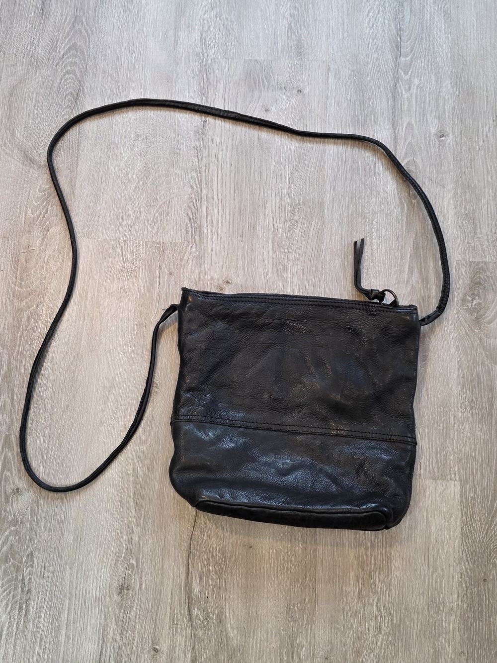 Margot Black Leather Pebbled Crossbody Shoulder Bag 9 X 10
